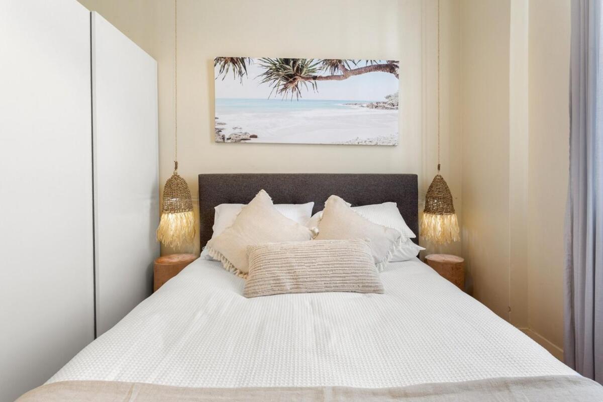 Stylish Bondi Icebergs Ocean View Garden Sydney