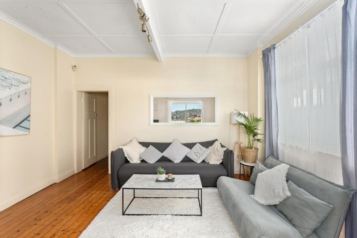Stylish Bondi Icebergs Ocean View Garden * Sydney