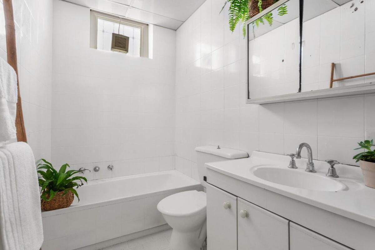 Stylish Bondi Icebergs Ocean View Garden *