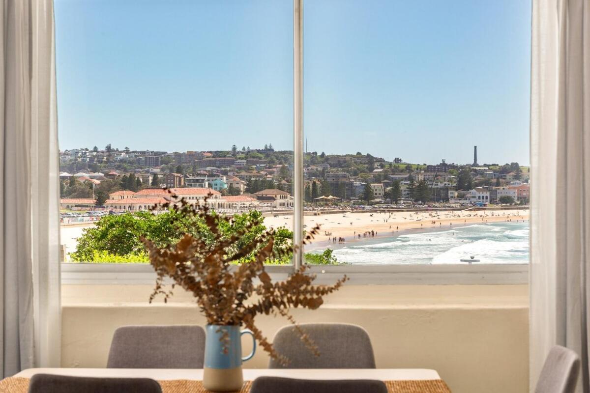 Stylish Bondi Icebergs Ocean View Garden