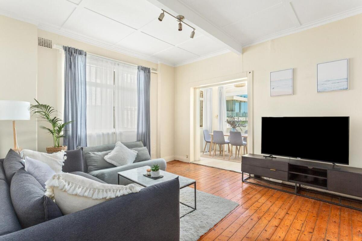 Stylish Bondi Icebergs Ocean View Garden *